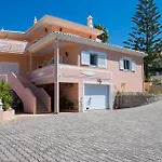 Villa Malu *